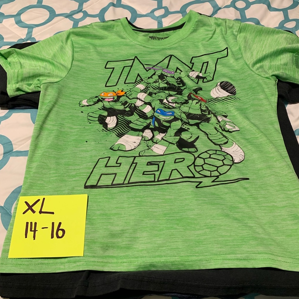 Boy Ninja Turtles Shirt Size 14-16 Great Condition